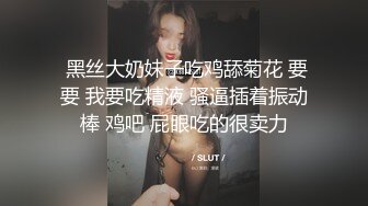 90后年轻情侣模仿优衣库事件在商场试衣间偷偷打炮,奶子坚挺,强忍着兴奋后插式干,外面有人等着试衣服,真刺激!