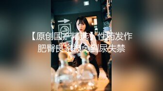 固定摄像头 商场女厕 角度刚刚好 偷拍到美少妇的大黑B 