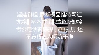 漂亮小少妇吃鸡啪啪 神经病戴两个我还有什么感觉 表情风骚 口技不错