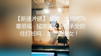 女王调教男奴，淫声荡语让骚男舔脚趾踩踏大鸡巴还滴蜡了，脚趾捅屁股玩弄鸡巴，精彩不要错过