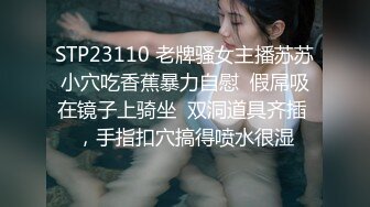 极品美乳人妻『kyara_sss』奶子又大胸型又好看，还特么巨骚，被操的时候喜欢说淫语，巨顶！美乳丰臀超反差8 (2)