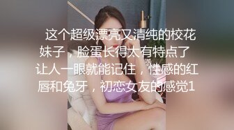   颜值小妹大战纹身小哥，全程露脸温柔的舔弄大鸡巴，让小哥后入压在身下爆草